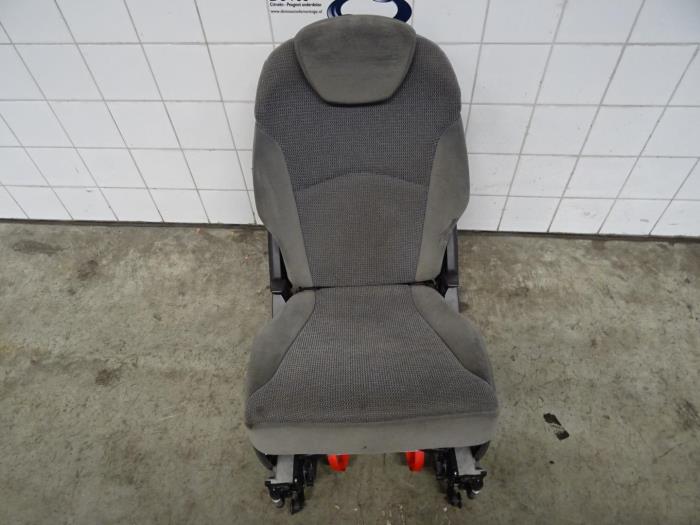 Rear seat from a Peugeot 807 2007