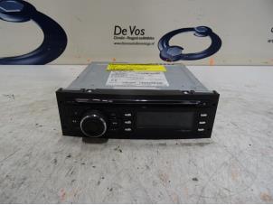 Used Radio CD player Citroen C-Zero Price € 100,00 Margin scheme offered by De Vos Autodemontagebedrijf