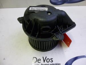Używane Silnik wentylatora nagrzewnicy Peugeot 607 (9D/U) 2.0 HDiF 16V Cena € 55,00 Procedura marży oferowane przez De Vos Autodemontagebedrijf