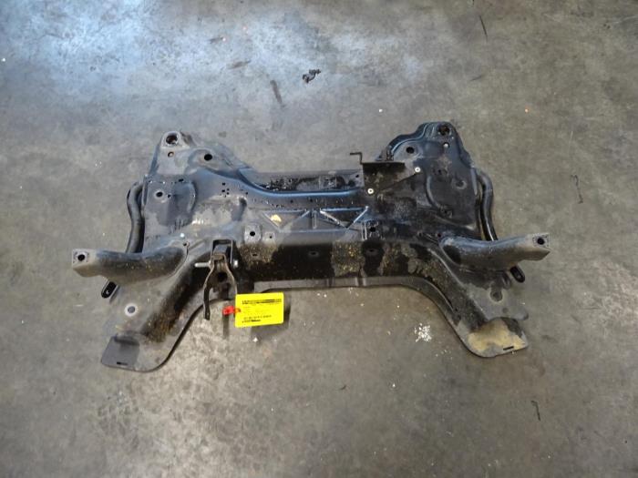 Used Subframe Citroen Berlingo 1.6 BlueHDI 75 Price € 200,00 Margin scheme offered by De Vos Onderdelen