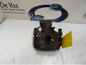 Used Rear brake calliper, right Citroen C5 III Berline (RD) 1.6 16V THP 155 Price € 70,00 Margin scheme offered by De Vos Autodemontagebedrijf