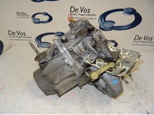 Used Gearbox Peugeot 307 Price € 450,00 Margin scheme offered by De Vos Autodemontagebedrijf