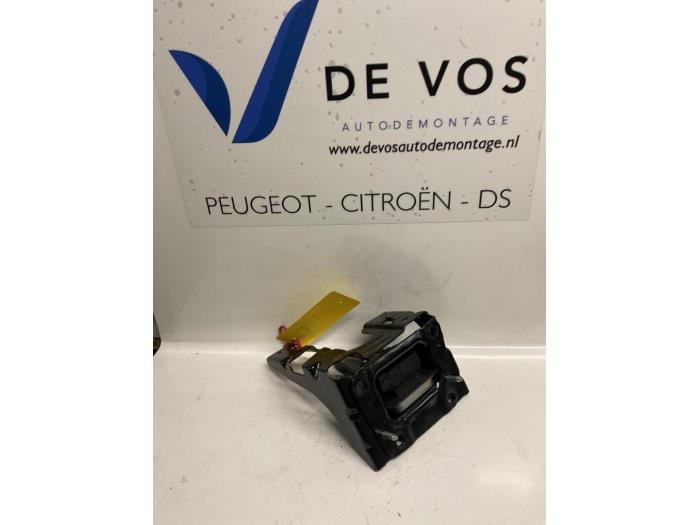 Used Engine mount Citroen C3 Picasso (SH) 1.6 16V VTI 120 Price € 45,00 Margin scheme offered by De Vos Onderdelen