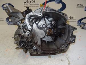Używane Skrzynia biegów Peugeot 307 Break (3E) 1.6 16V Cena € 250,00 Procedura marży oferowane przez De Vos Autodemontagebedrijf