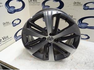 Used Wheel Peugeot 3008 Price € 100,00 Margin scheme offered by De Vos Autodemontagebedrijf