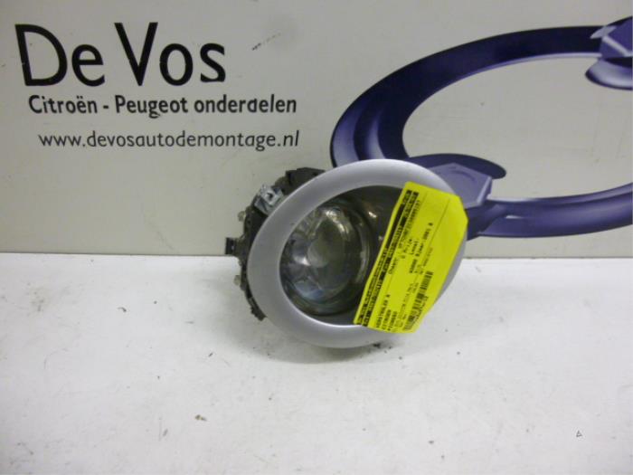 Używane Halogen prawy Citroen Xsara Picasso (CH) 1.8 16V Cena € 35,00 Procedura marży oferowane przez De Vos Onderdelen