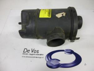 Gebrauchte Luftfiltergehäuse Citroen Saxo 1.1i X,SX Preis € 25,00 Margenregelung angeboten von De Vos Autodemontagebedrijf