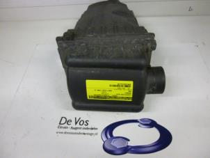 Gebrauchte Luftfiltergehäuse Peugeot 206 (2A/C/H/J/S) 1.9 D Preis € 25,00 Margenregelung angeboten von De Vos Autodemontagebedrijf