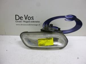 Gebrauchte Fernlicht rechts Peugeot 406 (8B) 1.8 16V Preis € 35,00 Margenregelung angeboten von De Vos Autodemontagebedrijf