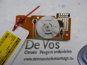 Used Heater control panel Peugeot 205 Price € 20,00 Margin scheme offered by De Vos Autodemontagebedrijf