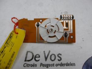 Used Heater control panel Peugeot 205 II (20A/C) 1.8 GTD,XTD Price € 25,00 Margin scheme offered by De Vos Autodemontagebedrijf