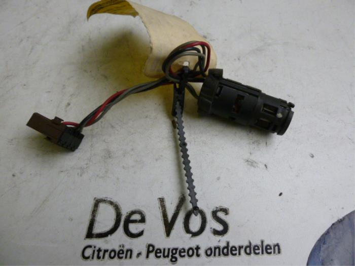 Usagé Partie clim (div) Citroen XM (Y3) 2.0 i Prix € 50,00 Règlement à la marge proposé par De Vos Onderdelen