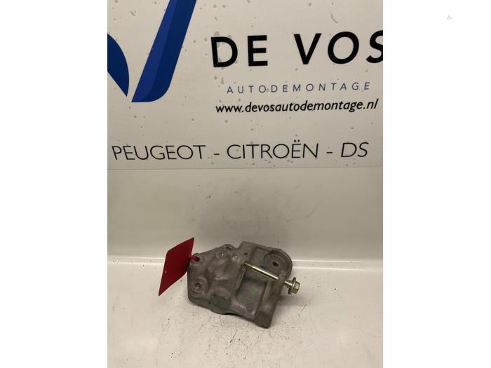 Used Engine mount Citroen Jumpy (G9) 1.6 HDI 16V Price € 45,00 Margin scheme offered by De Vos Onderdelen