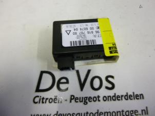 Usados Sensor de luz Peugeot 207 CC (WB) 1.6 16V Precio € 45,00 Norma de margen ofrecido por De Vos Autodemontagebedrijf