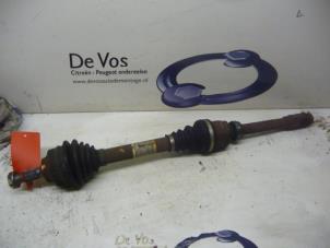 Used Front drive shaft, right Citroen Xsara Picasso (CH) 2.0i 16V Price € 70,00 Margin scheme offered by De Vos Autodemontagebedrijf