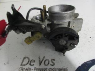 Drosselklappengehäuse van een Citroën XM Break (Y4) 2.0i 16V SX 1998