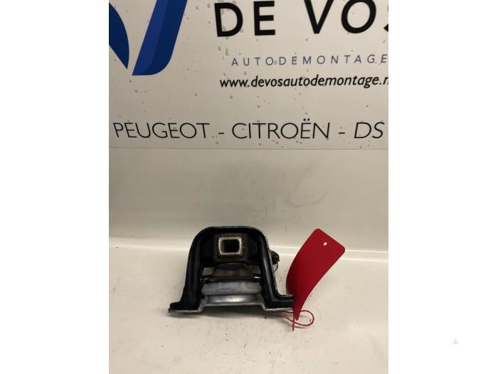 Used Engine mount Peugeot 207/207+ (WA/WC/WM) 1.6 16V GT THP Price € 30,00 Margin scheme offered by De Vos Onderdelen