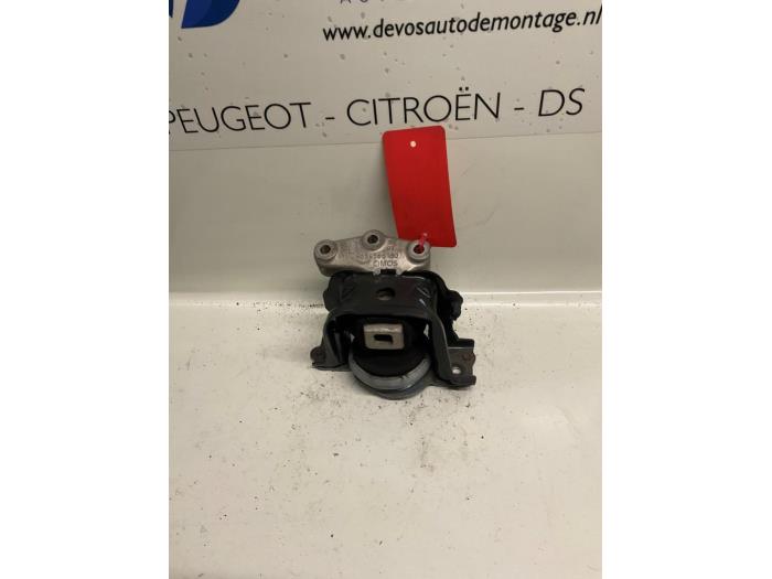 Used Engine mount Peugeot 207/207+ (WA/WC/WM) 1.6 HDi 16V Price € 25,00 Margin scheme offered by De Vos Onderdelen
