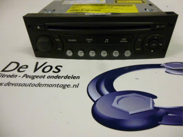 Radio/Lecteur CD d'un Peugeot 307 (3A/C/D) 1.6 HDi 16V 2007