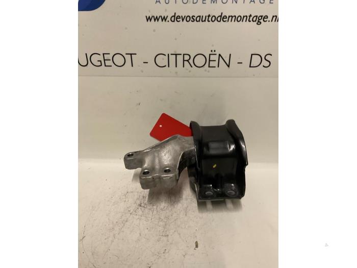 Gebrauchte Motorlager Peugeot 3008 I (0U/HU) 2.0 HDiF 16V Preis € 35,00 Margenregelung angeboten von De Vos Onderdelen