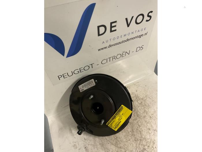Usagé Servo frein Peugeot 1007 (KM) 1.4 16V Prix € 45,00 Règlement à la marge proposé par De Vos Onderdelen
