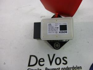 Używane Czujnik poziomowania Citroen C4 Picasso (UD/UE/UF) 2.0 HDiF 16V 135 Cena € 100,00 Procedura marży oferowane przez De Vos Autodemontagebedrijf