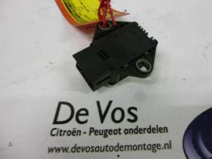 Used Anti-roll control sensor Peugeot 3008 I (0U/HU) 2.0 HDiF 16V Price € 100,00 Margin scheme offered by De Vos Autodemontagebedrijf