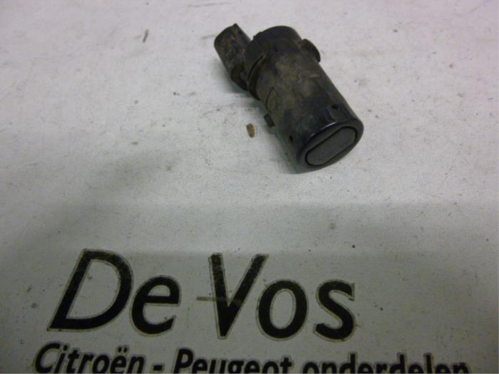 Usados Sensor PDC Citroen C8 (EA/EB) 2.0 HDi 16V Precio € 25,00 Norma de margen ofrecido por De Vos Onderdelen