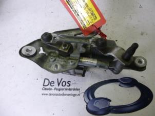 Usados Motor limpiaparabrisas delante Peugeot 407 (6D) 1.8 16V Precio € 55,00 Norma de margen ofrecido por De Vos Autodemontagebedrijf
