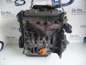 Used Engine Peugeot 206 (2A/C/H/J/S) 1.1 XN,XR Price € 250,00 Margin scheme offered by De Vos Autodemontagebedrijf