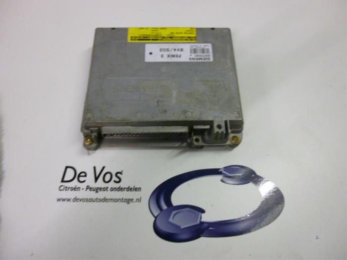 Used Engine management computer Peugeot 605 (6B) 3.0 SV Price € 100,00 Margin scheme offered by De Vos Onderdelen