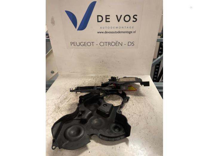 Usagé Couvercle de distribution Peugeot 207/207+ (WA/WC/WM) 1.6 HDi 16V Prix € 45,00 Règlement à la marge proposé par De Vos Onderdelen