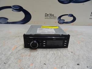 Gebrauchte Radio CD Spieler Peugeot iOn Preis € 80,00 Margenregelung angeboten von De Vos Autodemontagebedrijf