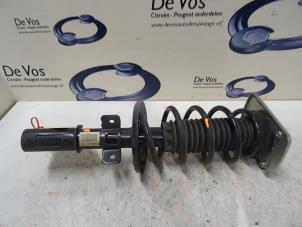 Used Front shock absorber rod, left Citroen Jumpy Price € 70,00 Margin scheme offered by De Vos Autodemontagebedrijf
