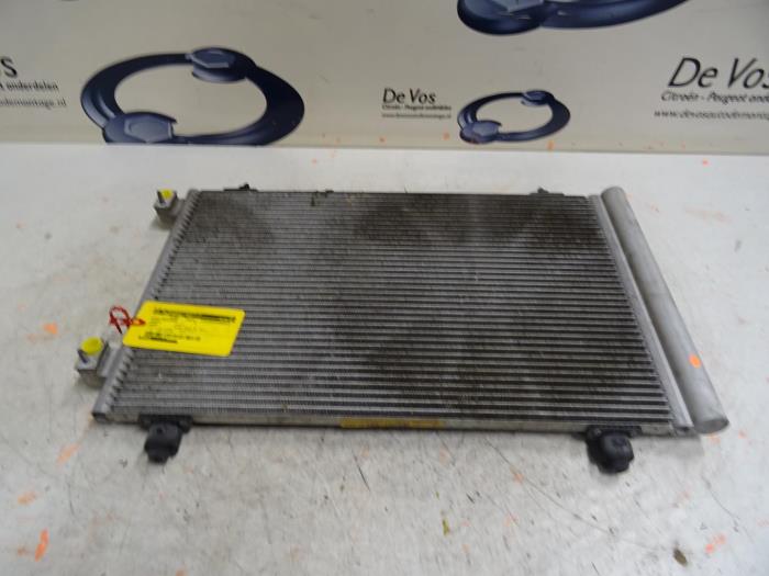 Klimaanlage Kühler van een Peugeot Expert 2014