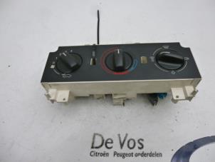 Używane Panel sterowania nagrzewnicy Peugeot 306 (7D) 1.6 Cena € 55,00 Procedura marży oferowane przez De Vos Autodemontagebedrijf