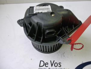 Usados Motor de ventilador de calefactor Peugeot 406 Break (8E/F) 1.8 16V Precio € 55,00 Norma de margen ofrecido por De Vos Autodemontagebedrijf