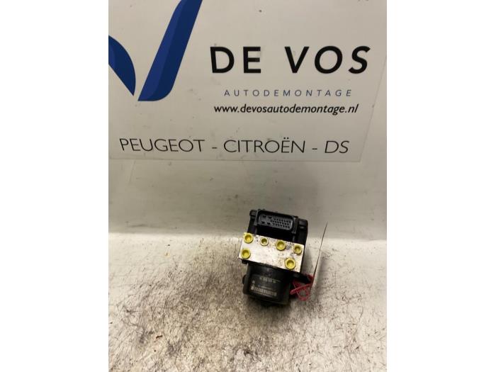 Gebrauchte ABS Pumpe Citroen Saxo 1.1i X,SX Preis € 90,00 Margenregelung angeboten von De Vos Onderdelen