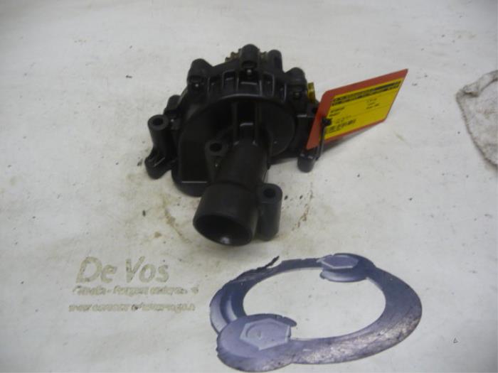 Begagnade Vattenpump Peugeot 406 (8B) 2.2 16V Pris € 35,00 Marginaltabell erbjuds av De Vos Onderdelen