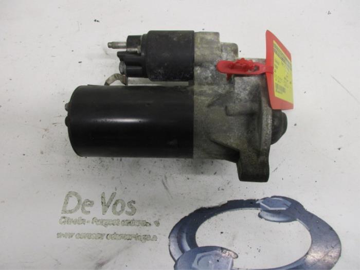 Used Starter Peugeot 306 (7A/C/S) 2.0 GTI 16V Price € 70,00 Margin scheme offered by De Vos Onderdelen