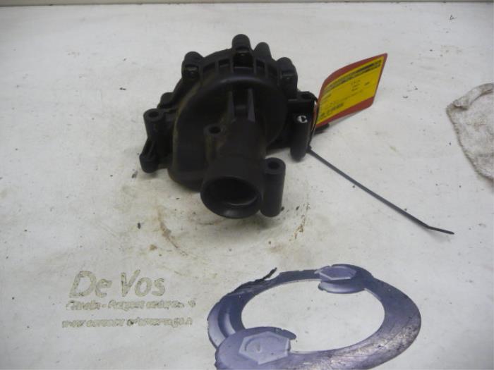 Begagnade Vattenpump Peugeot 607 (9D/U) 2.2 16V Pris € 45,00 Marginaltabell erbjuds av De Vos Onderdelen