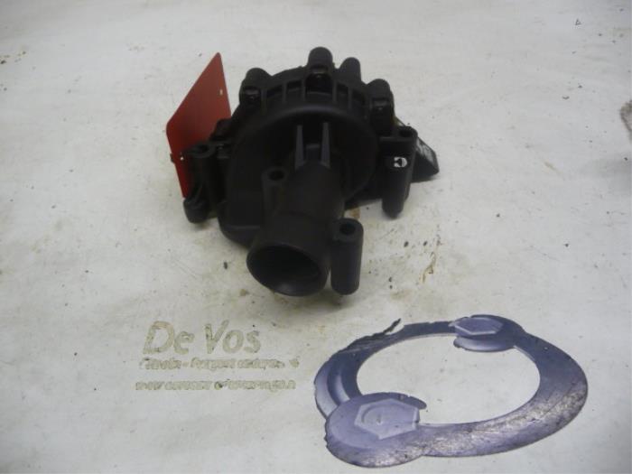 Begagnade Vattenpump Peugeot 607 (9D/U) 2.2 16V Pris € 45,00 Marginaltabell erbjuds av De Vos Onderdelen