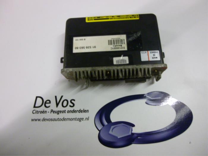 Usagé Ordinateur ABS Peugeot 405 I (15B) 1.9 MI 16 Prix € 55,00 Règlement à la marge proposé par De Vos Onderdelen