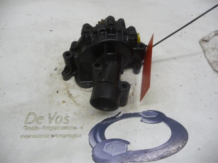 Usagé Pompe à eau Citroen C5 II Berline (RC) 2.0 16V Prix € 45,00 Règlement à la marge proposé par De Vos Onderdelen