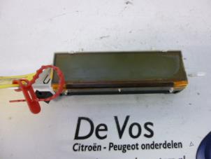 Used Tachometer Citroen C4 Berline (LC) 1.4 16V Price € 55,00 Margin scheme offered by De Vos Autodemontagebedrijf
