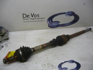 Used Front drive shaft, right Citroen Picasso Price € 55,00 Margin scheme offered by De Vos Autodemontagebedrijf