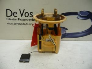 Używane Elektryczna pompa paliwa Peugeot Expert Cena € 55,00 Procedura marży oferowane przez De Vos Autodemontagebedrijf