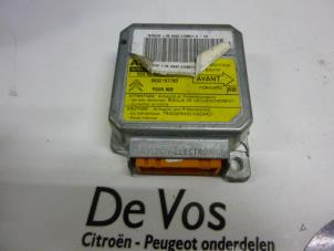 Usados Módulo de Airbag Citroen Xsara Picasso (CH) 1.8 16V Precio € 70,00 Norma de margen ofrecido por De Vos Autodemontagebedrijf