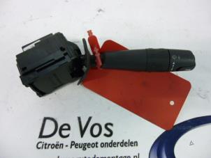 Gebrauchte Scheibenwischer Schalter Peugeot 406 (8B) 1.8 16V Preis € 35,00 Margenregelung angeboten von De Vos Autodemontagebedrijf