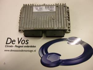 Usados Ordenador de caja automática Peugeot 406 (8B) 1.8 16V Precio € 100,00 Norma de margen ofrecido por De Vos Onderdelen